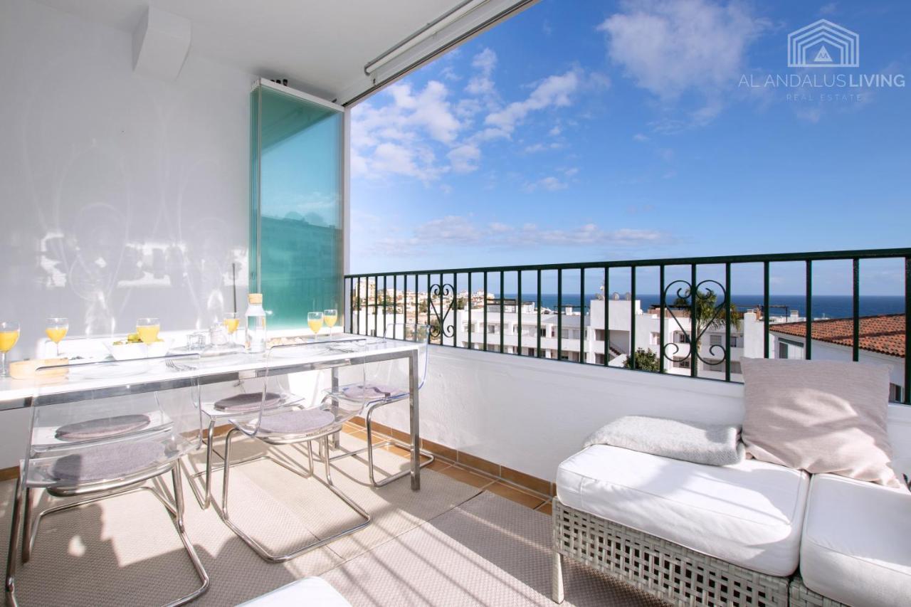 Scandinavian Style Apartment With Amazing Sea Views And South West Facing Sunny Terrace In Miraflores Walking Distance To The Beach! Малага Экстерьер фото