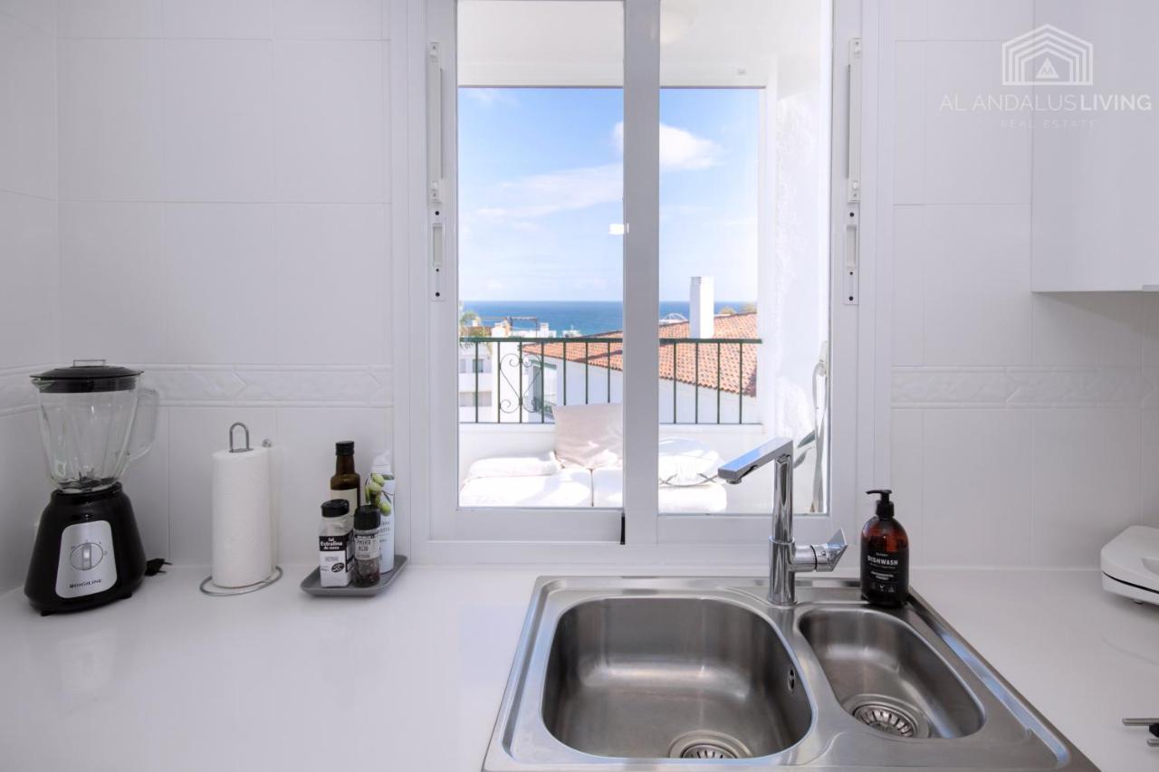 Scandinavian Style Apartment With Amazing Sea Views And South West Facing Sunny Terrace In Miraflores Walking Distance To The Beach! Малага Экстерьер фото