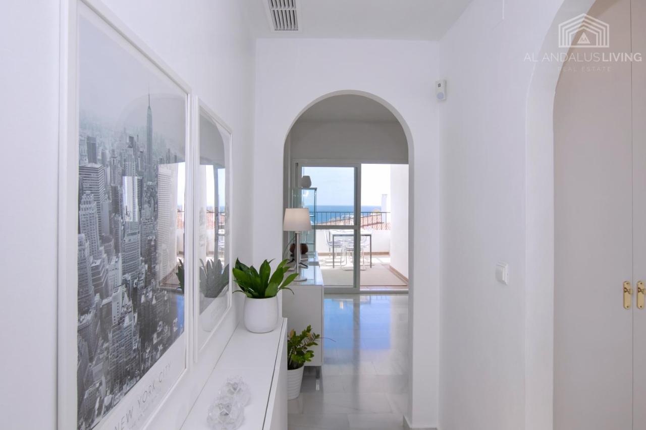 Scandinavian Style Apartment With Amazing Sea Views And South West Facing Sunny Terrace In Miraflores Walking Distance To The Beach! Малага Экстерьер фото