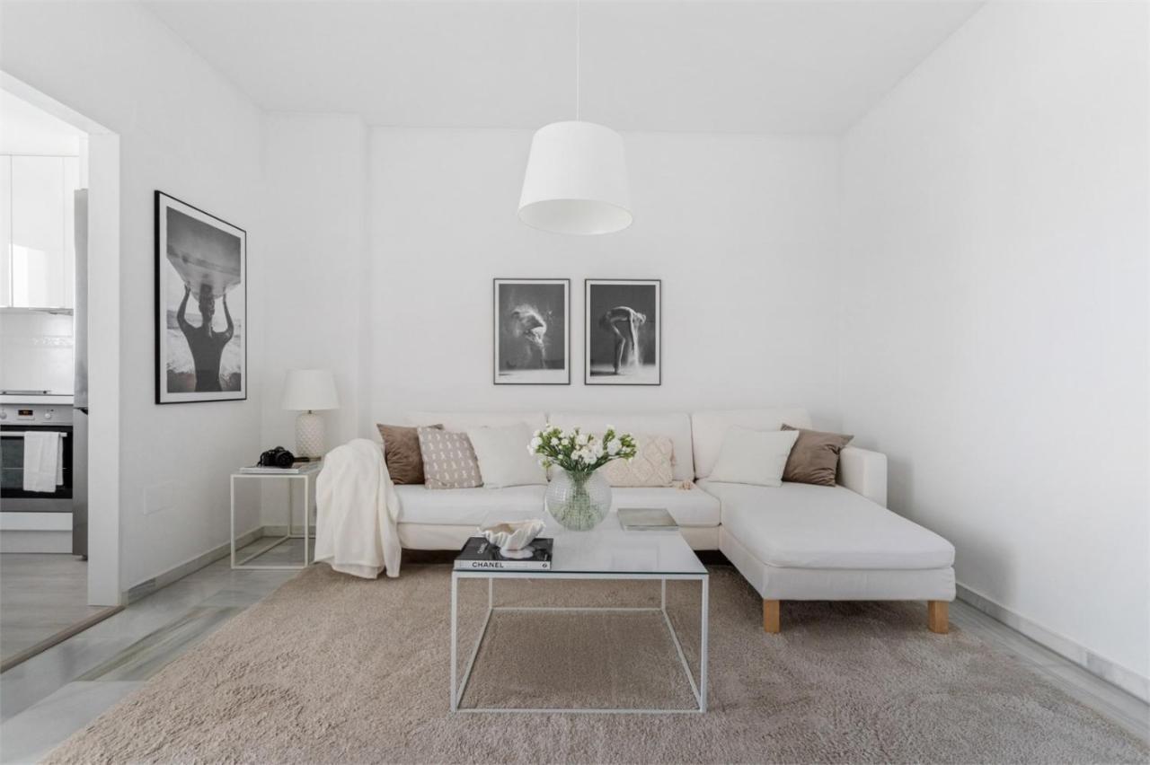 Scandinavian Style Apartment With Amazing Sea Views And South West Facing Sunny Terrace In Miraflores Walking Distance To The Beach! Малага Экстерьер фото